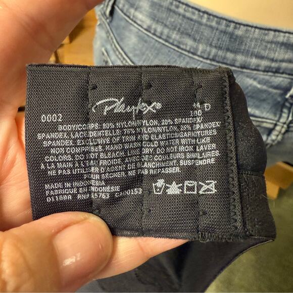 Playtex Tru Support Love My Curves Smoothing Bra Size 44D in Black - Picture 9 of 9